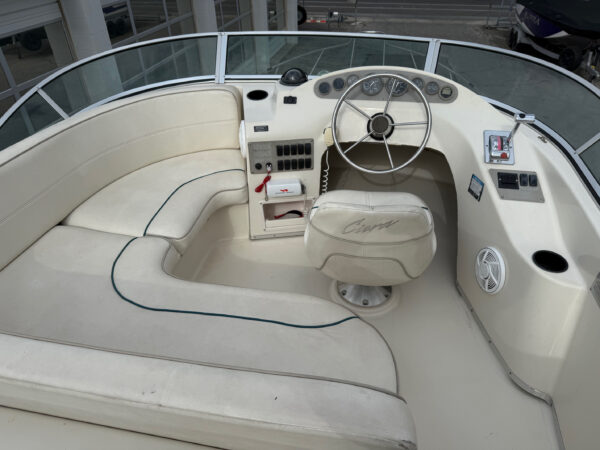 1996 28' Bayliner Ciera "2858 Command Bridge" - Image 15