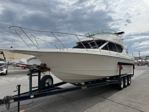 1996 28' Bayliner Ciera "2858 Command Bridge" - Image 4