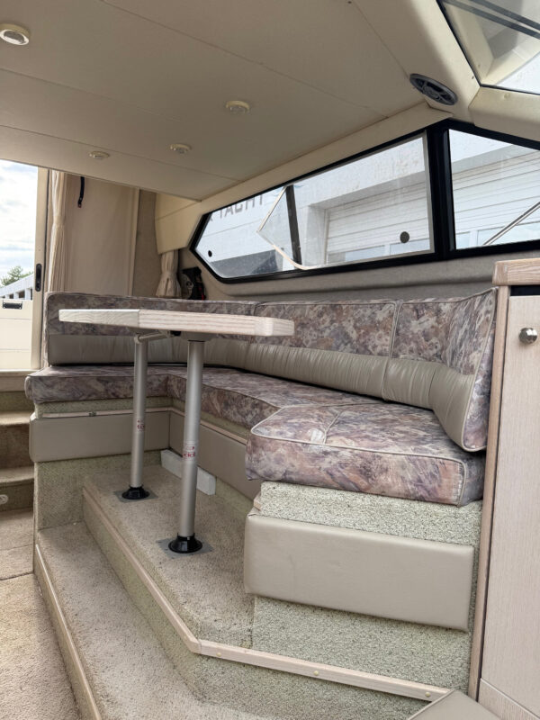 1996 28' Bayliner Ciera "2858 Command Bridge" - Image 42