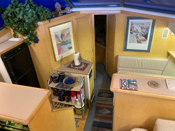 1996 43' "430 Cockpit Motor Yacht" - Image 23