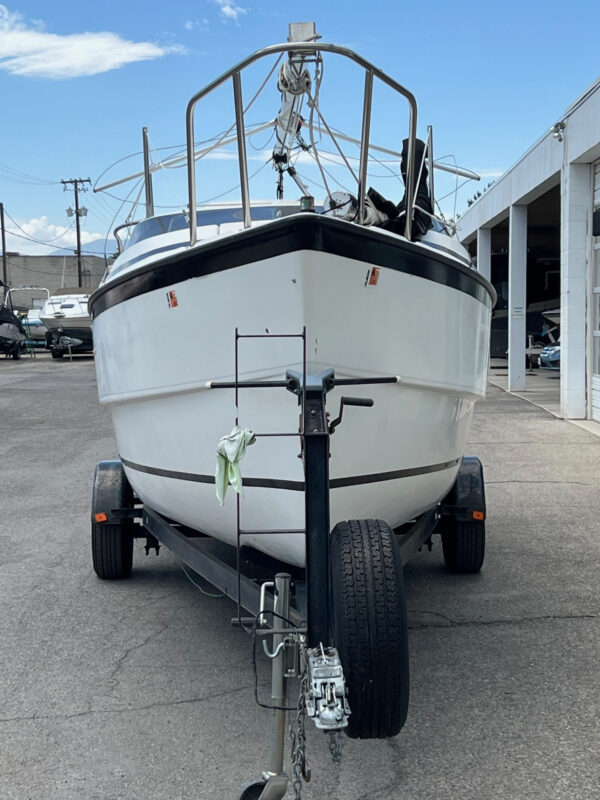 1998 26' MacGregor "26X/SL" Motorsailer - Image 8