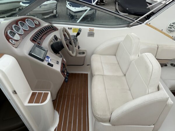1998 30' Chaparral "Signature 300" - Image 21
