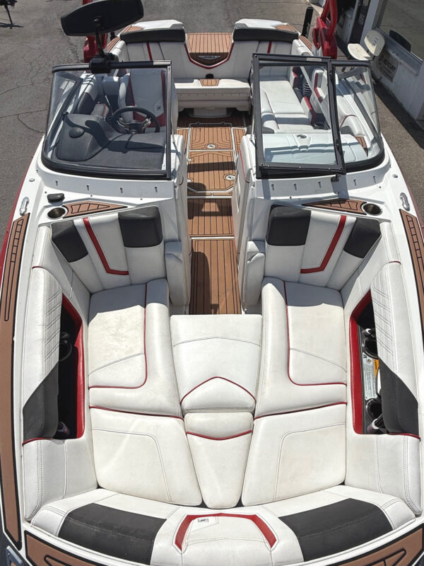 2016 23' Super Air Nautique "G23" - Image 8