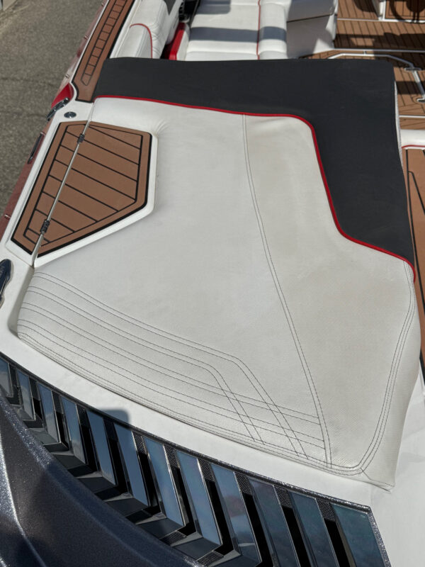 2016 23' Super Air Nautique "G23" - Image 17