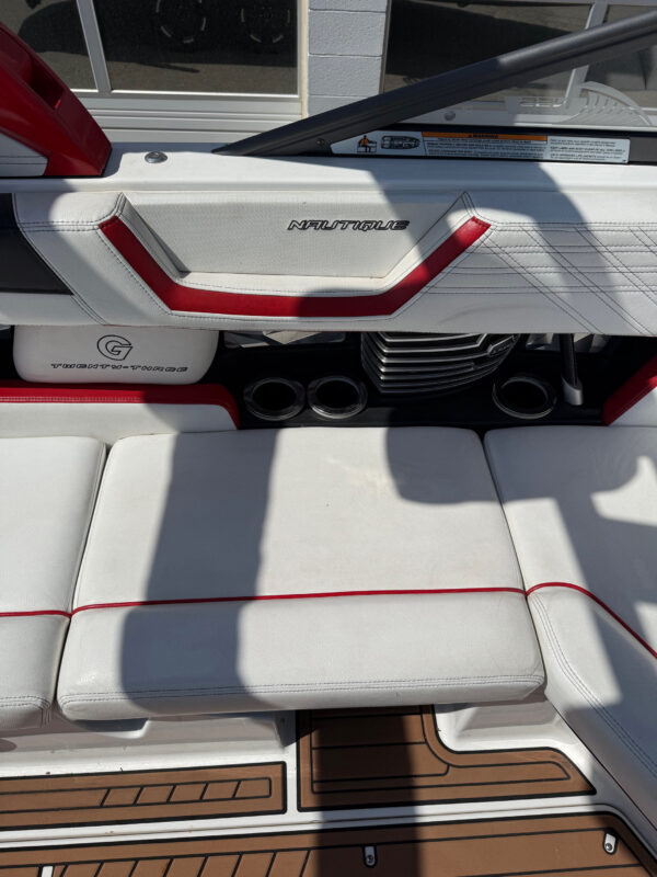 2016 23' Super Air Nautique "G23" - Image 15