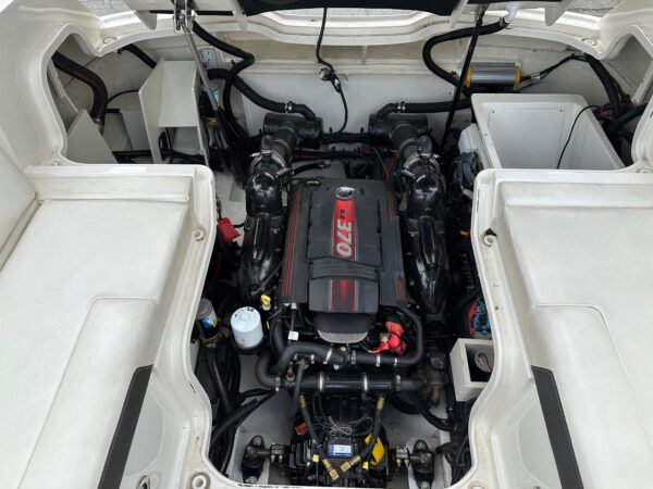2017 23' Sea Ray "SLX-W 230" Surf - Image 25