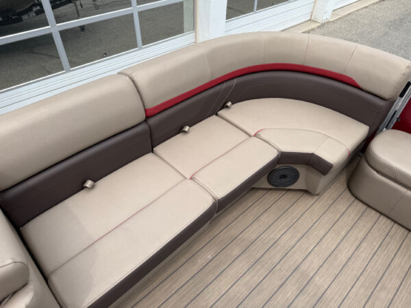 2021 18' Bennington "18 SLX" Pontoon Boat REDUCED - Image 24