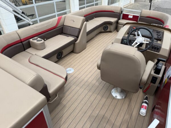 2021 18' Bennington "18 SLX" Pontoon Boat REDUCED - Image 29