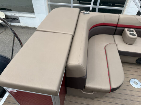 2021 18' Bennington "18 SLX" Pontoon Boat REDUCED - Image 31