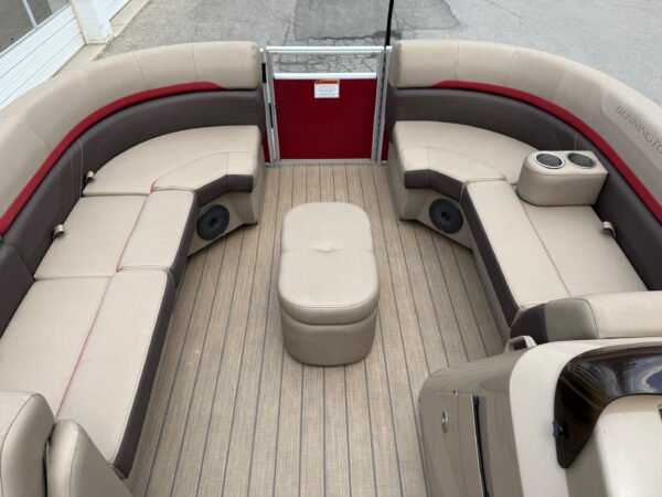 2021 18' Bennington "18 SLX" Pontoon Boat REDUCED - Image 23