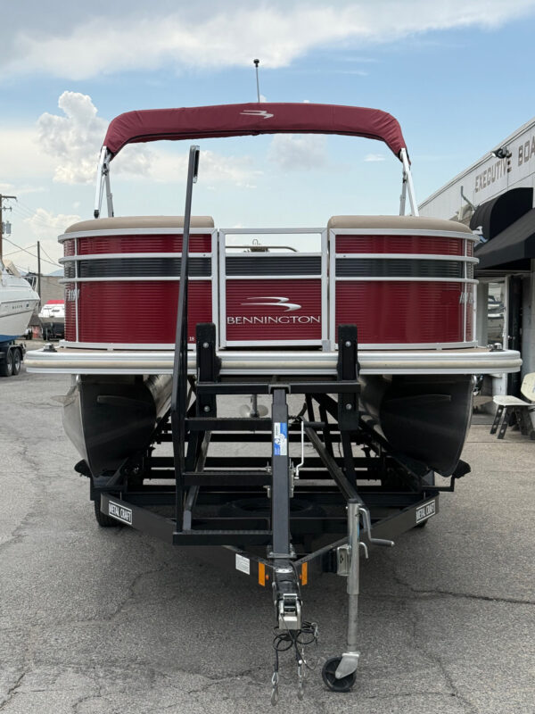 2021 18' Bennington "18 SLX" Pontoon Boat REDUCED - Image 14