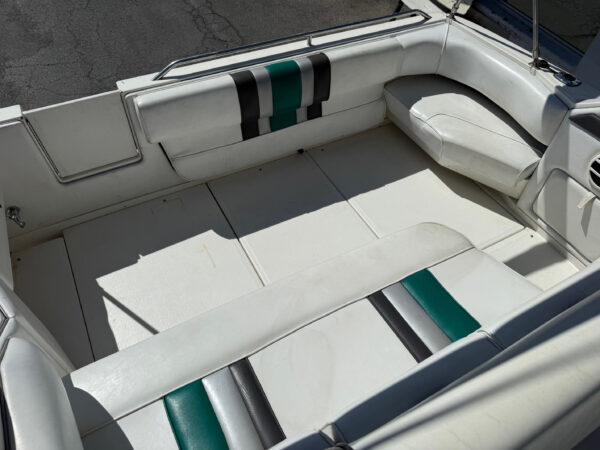 1990 27' Sea Ray "270 Sundancer" - Image 21