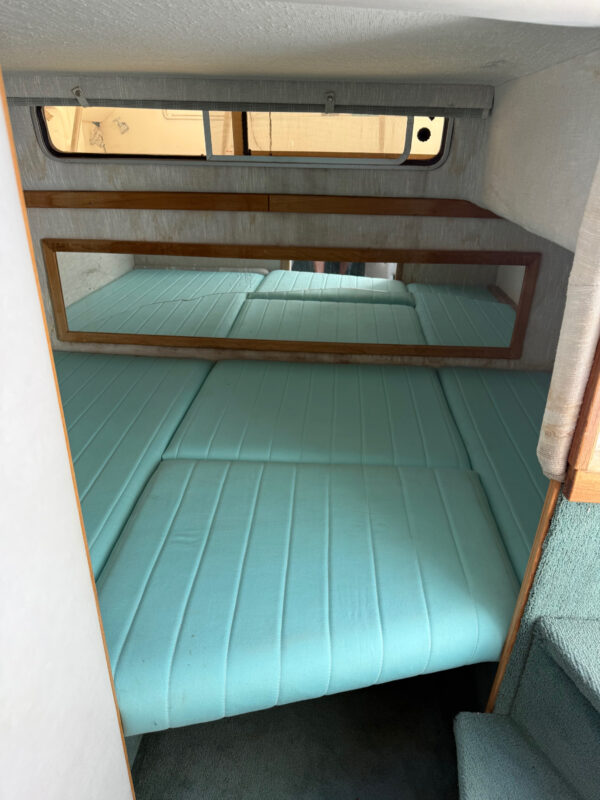 1990 27' Sea Ray "270 Sundancer" - Image 40