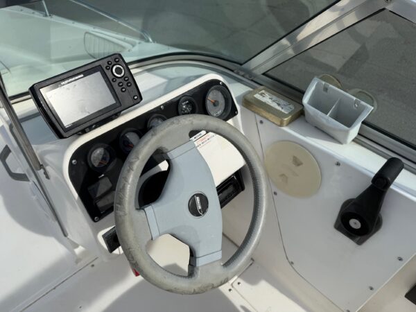 1996 17' Boston Whaler "Dauntless" - Image 15