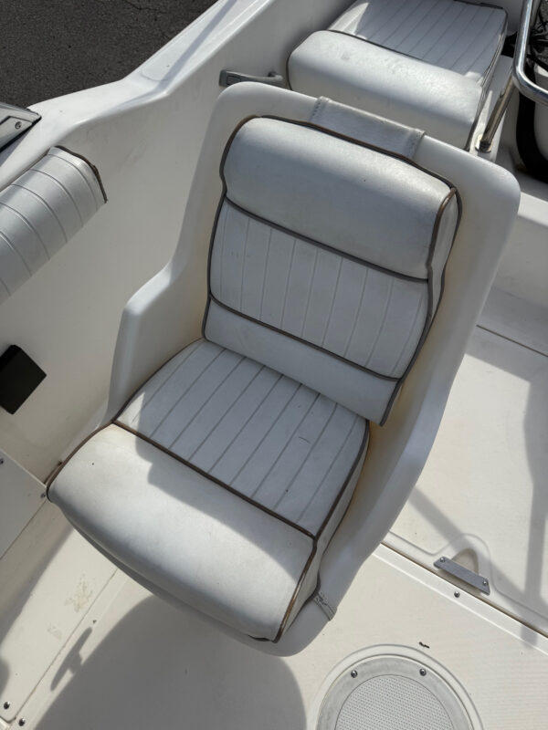 1996 17' Boston Whaler "Dauntless" - Image 16