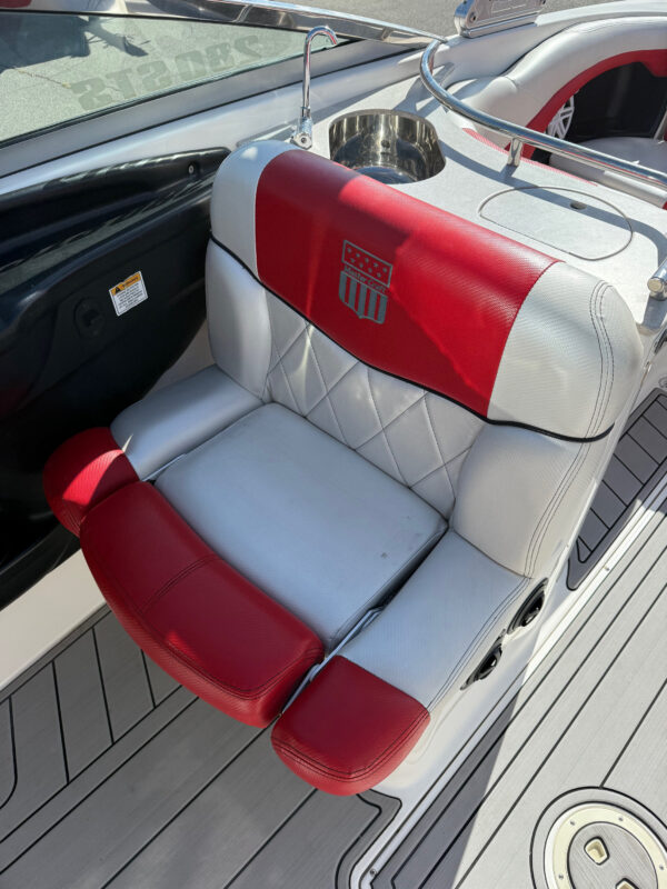 2005 28' MasterCraft "X80 STS" Bowrider - Image 23