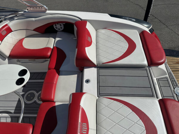 2005 28' MasterCraft "X80 STS" Bowrider - Image 33