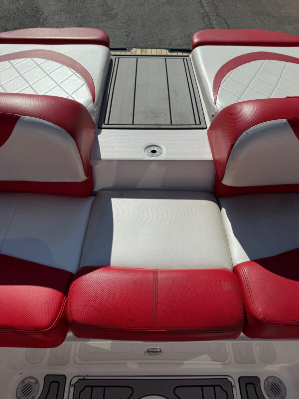 2005 28' MasterCraft "X80 STS" Bowrider - Image 35