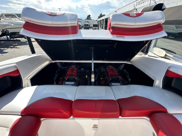 2005 28' MasterCraft "X80 STS" Bowrider - Image 37