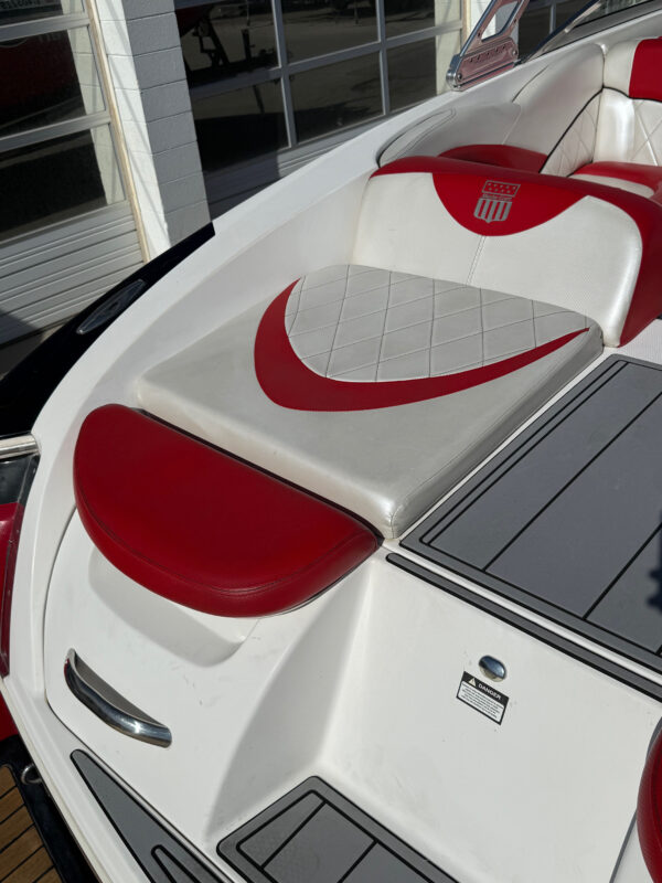 2005 28' MasterCraft "X80 STS" Bowrider - Image 41