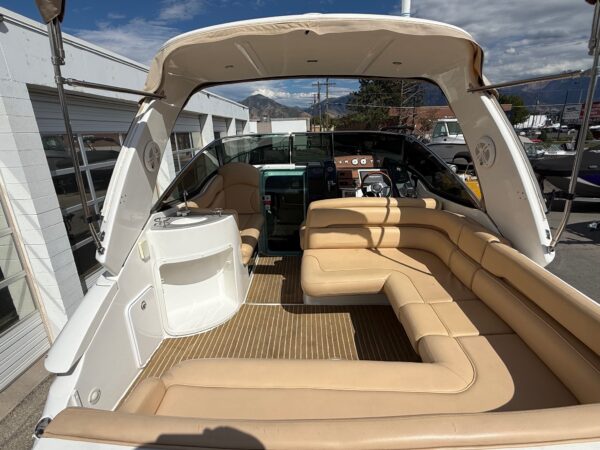 2009 26' Doral "Venezia" Cruiser - Image 13