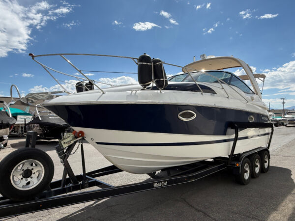 2009 26' Doral "Venezia" Cruiser - Image 4