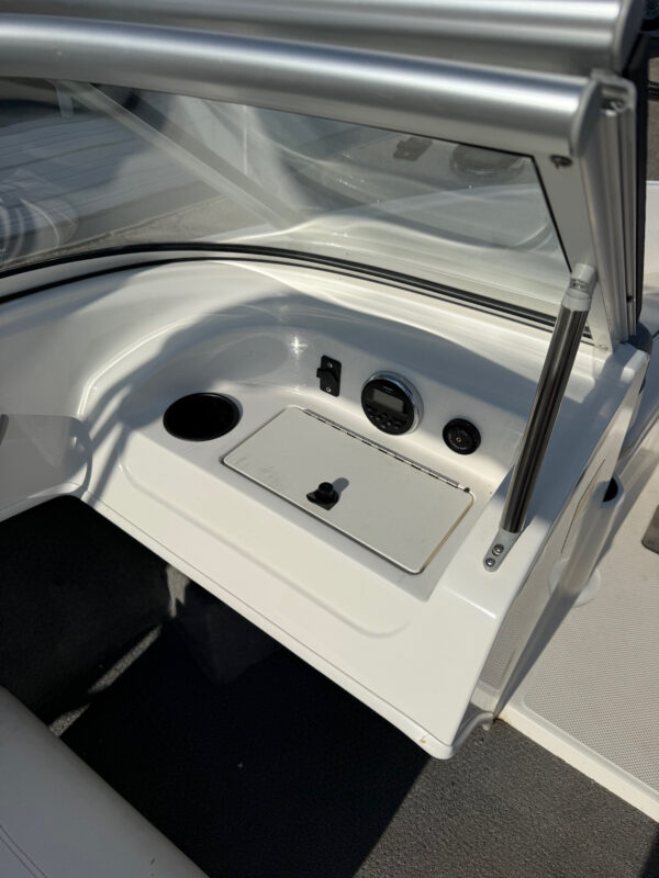 2015 17' Bayliner "170 Bowrider" - Image 14