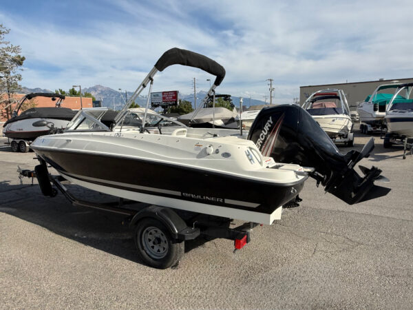 2015 17' Bayliner "170 Bowrider" - Image 6