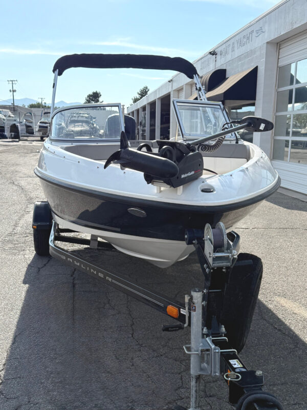 2015 17' Bayliner "170 Bowrider" - Image 9