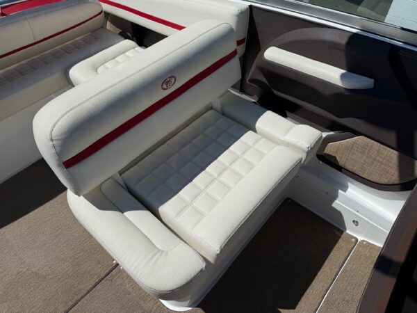 2017 24' Cobalt "R3WSS" SURF - Image 20