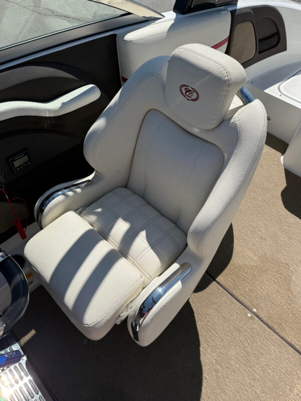 2017 24' Cobalt "R3WSS" SURF - Image 31