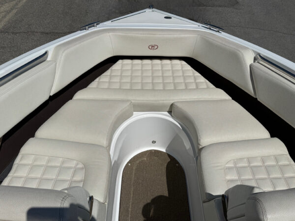 2017 24' Cobalt "R3WSS" SURF - Image 16