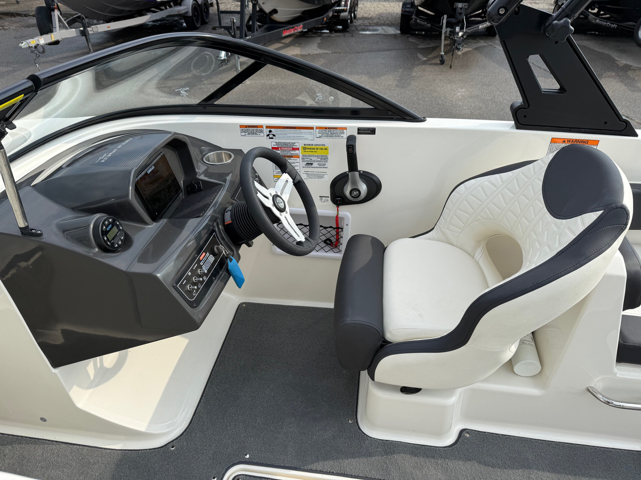 2021 22' Bayliner "VR6 Bowrider" - Image 24