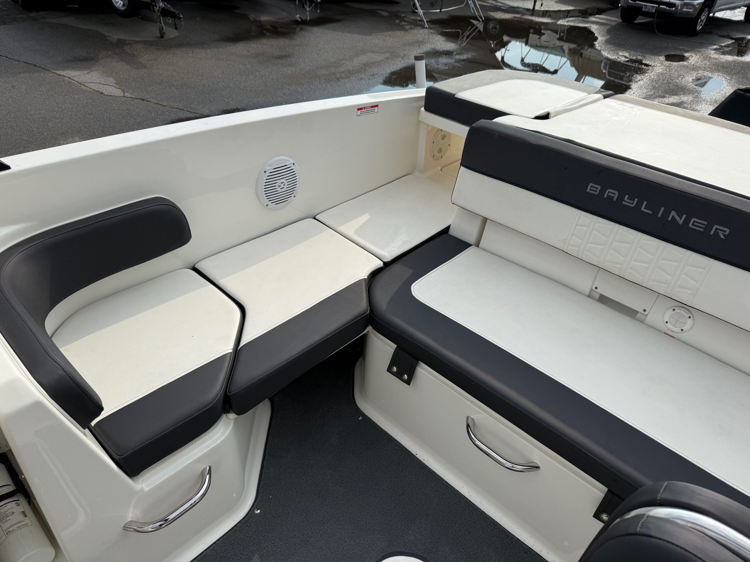 2021 22' Bayliner "VR6 Bowrider" - Image 26