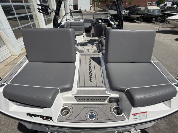 2023 25' Moomba "MAKAI" Bowrider - Image 19