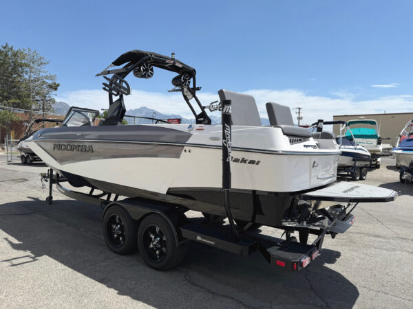 2023 25' Moomba "MAKAI" Bowrider - Image 5