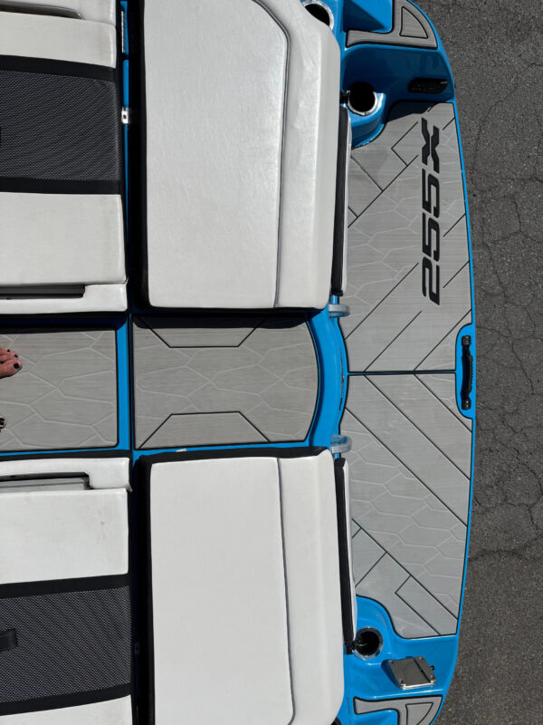 2023 25' Yamaha Wake Series "255 XD" - Image 23