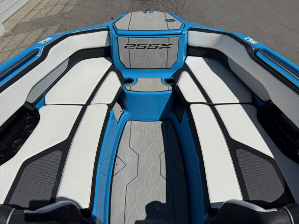 2023 25' Yamaha Wake Series "255 XD" - Image 26