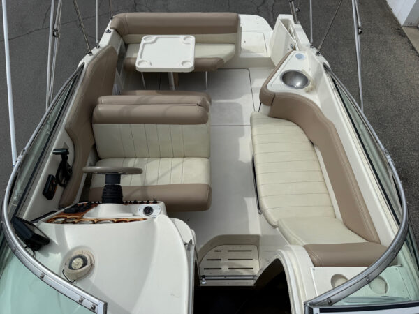1999 26' Monterey "262 Cruiser" - Image 10