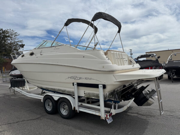 1999 26' Monterey "262 Cruiser" - Image 5