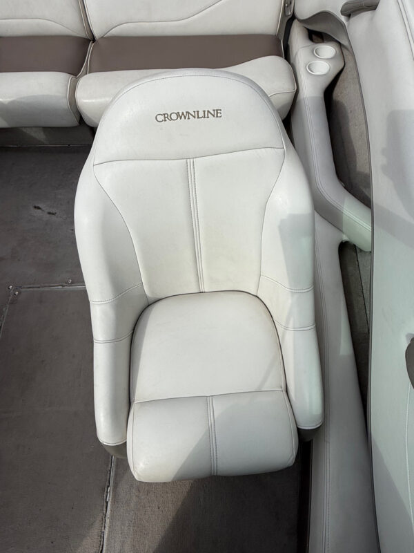 2001 20' Crownline "202 Bowrider" - Image 14