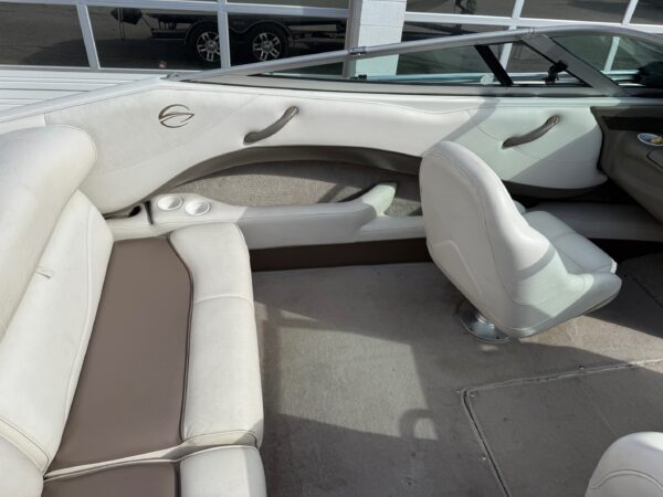 2001 20' Crownline "202 Bowrider" - Image 15