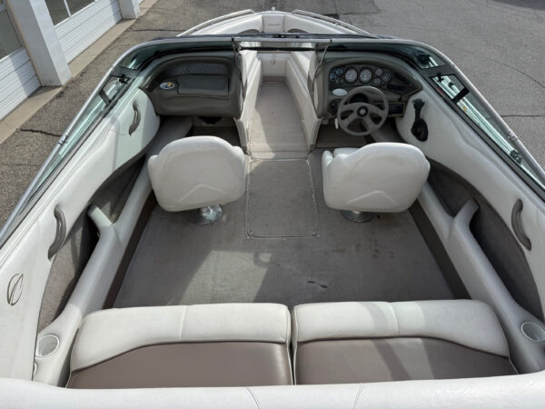 2001 20' Crownline "202 Bowrider" - Image 17