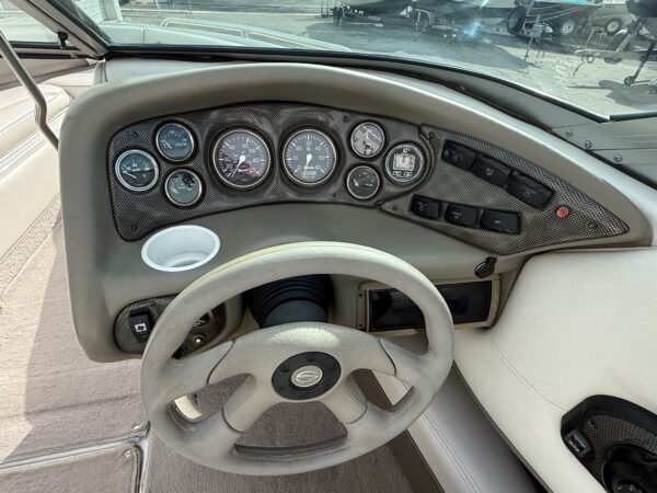 2001 20' Crownline "202 Bowrider" - Image 18