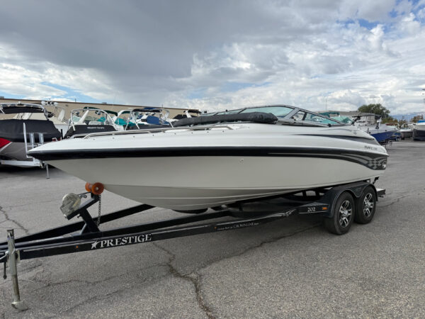2001 20' Crownline "202 Bowrider" - Image 4