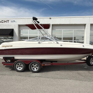 2003 23' Bryant "232 Bowrider"