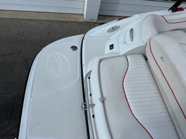 2004 24' Crownline "240 EX" Deck Boat - Image 19