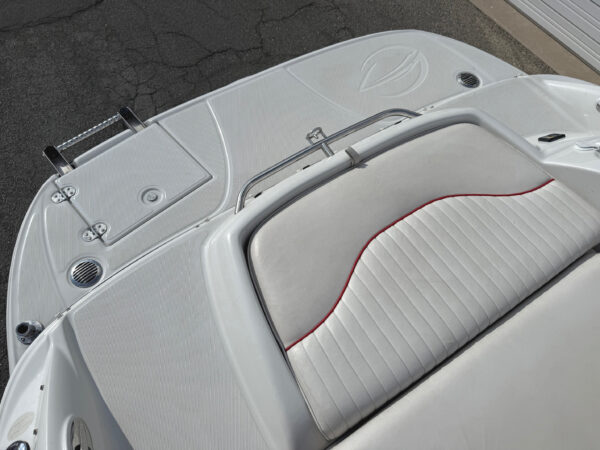 2004 24' Crownline "240 EX" Deck Boat - Image 26