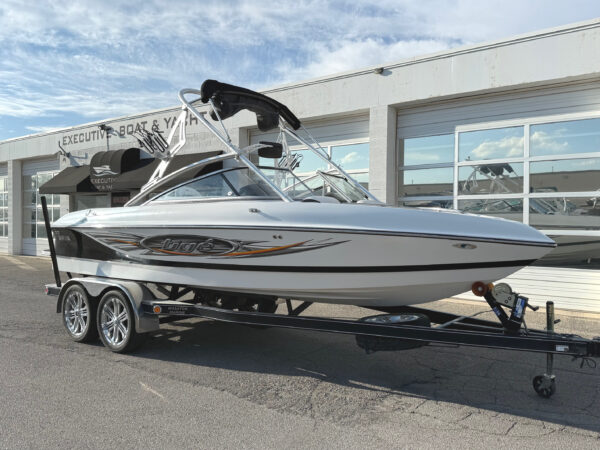 2008 22' Tige' "22VE" Bowrider - Image 2