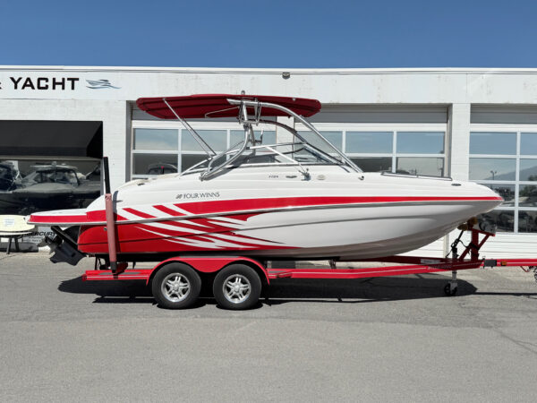 2010 22' Four Winns "F224" Bowrider